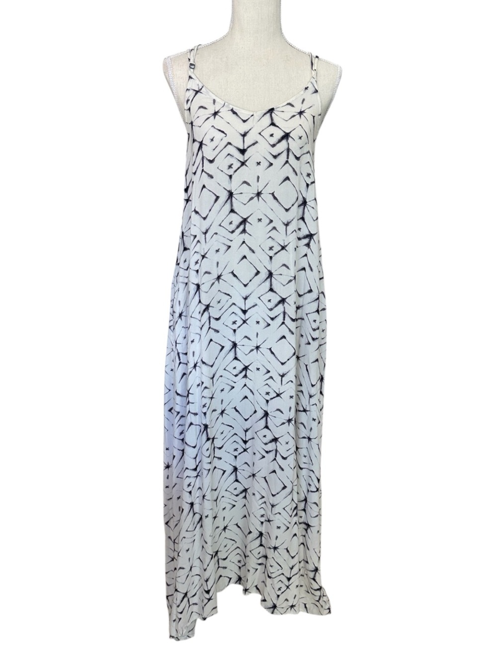 Billabong Maxi Dress Spaghetti Straps White Blue Geometric Print Women’s Medium